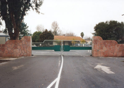 Custom Bi-Parting Driveway Gate