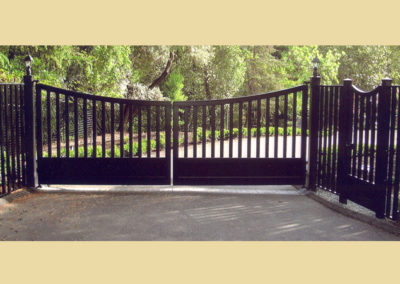 Concave Top Bi-Parting Driveway Gate & Pedestrian Gate w/ Recessed Bottom Panel