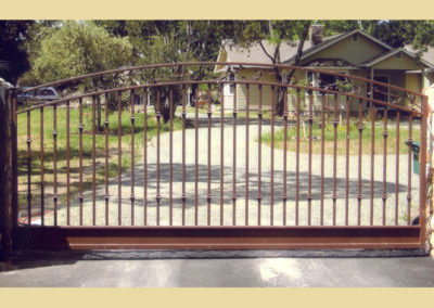 Arch Top Driveway Gate w/ Olive Branch Top & Knuckles