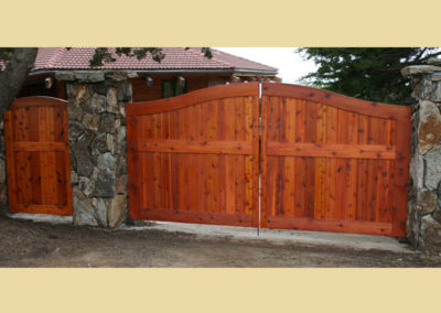 Bell Curve Driveway & Arch Top Pedestrian Gate w/ Rustic Reclaimed Wood Panels
