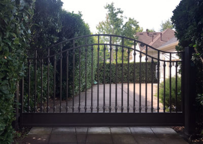 Bell Curve Driveway Gate w/ Recessed Bottom Panel & Knuckles